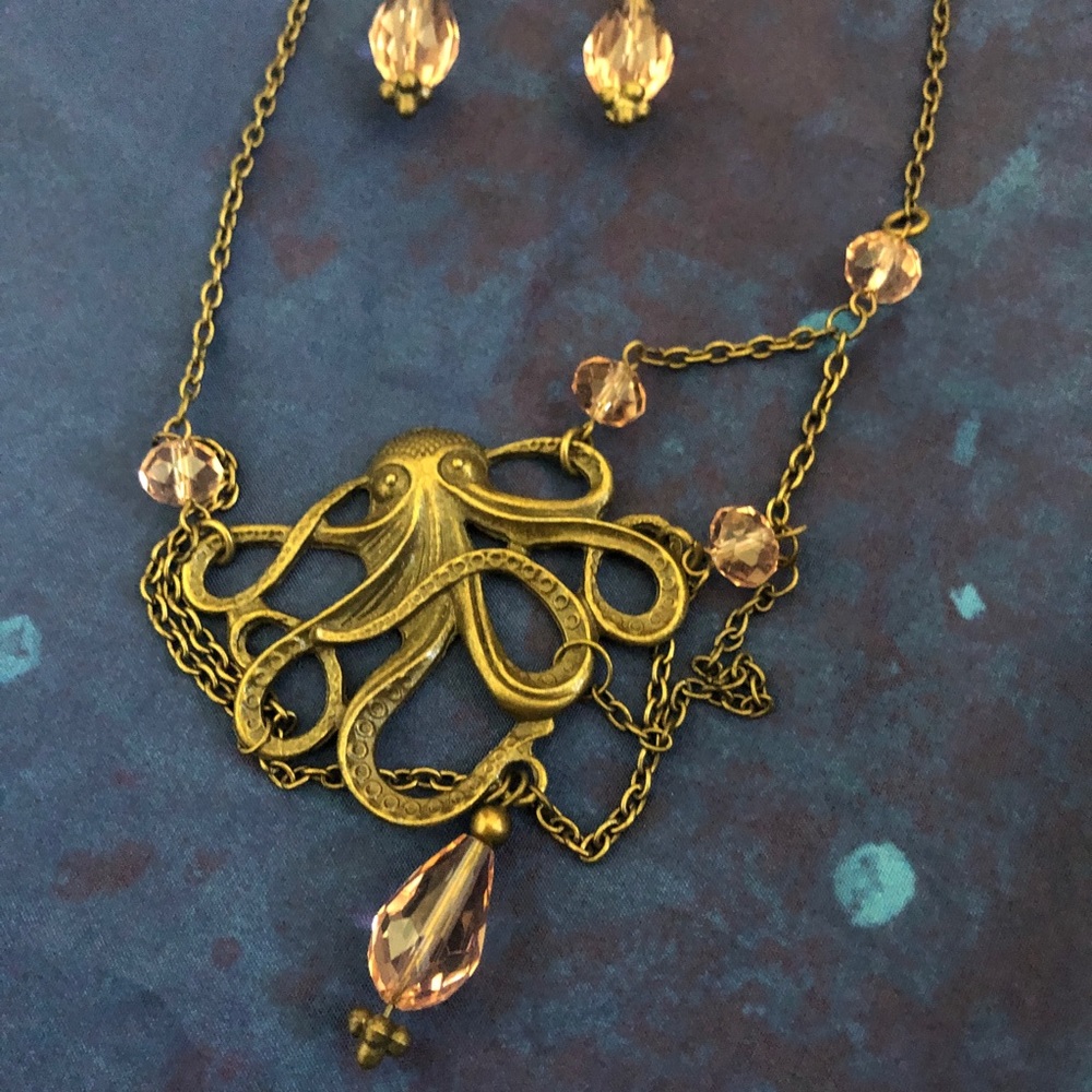 Bronze octopus and pink gems, necklace and matching earrings - Picture 3 of 4